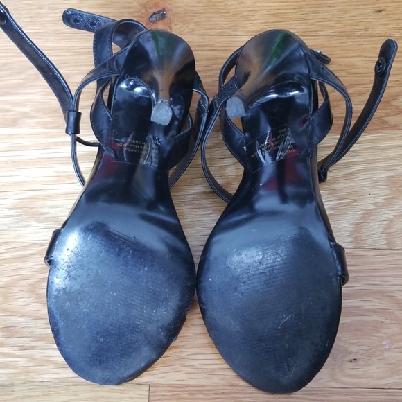 Steve Madden Black Strappy Heels - Picture 4 of 5